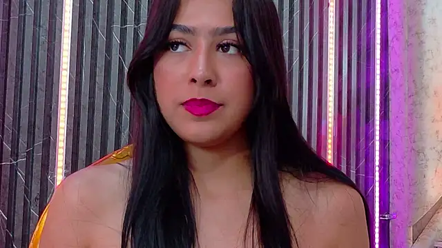mia_foster01 (F teen) - lick suck and spit feet very close