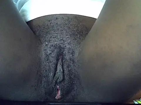cutiebreey (F teen) - show ass , ride dildo , finger pussy ,an
