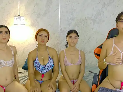 paulina_0_ (F teen) - SHOW TITS + ASS