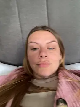 MonoGirl webcam