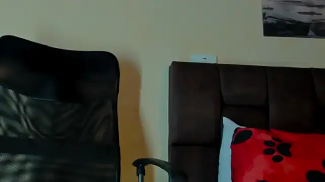 MikeRoss7777 webcam
