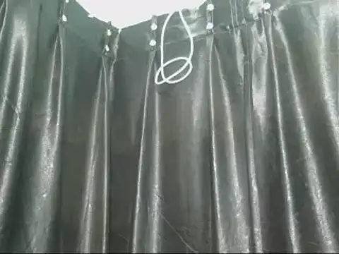 Fuckable_Nasty_MILF webcam