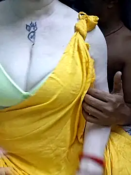 Indian_Coupl3 webcam