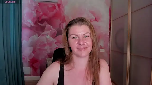 LunaKissesx webcam