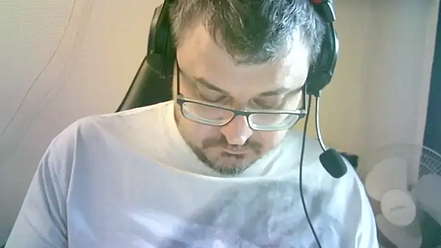 SirAbuser webcam