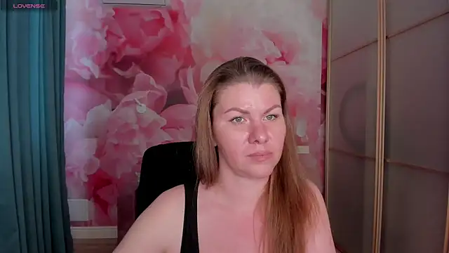 LunaKissesx webcam