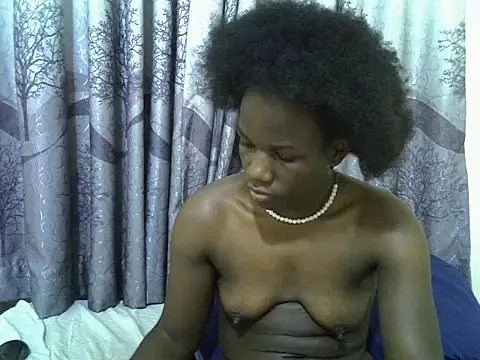Sweet_elisa001 live cam on StripChat