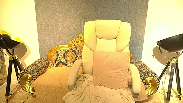 BellaLaPetit webcam