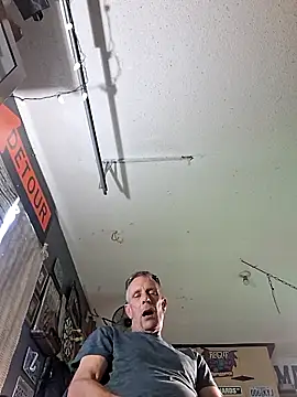 truckdawg2023 live sex cam