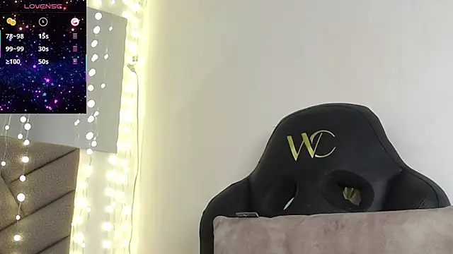 lakshmiraniii webcam