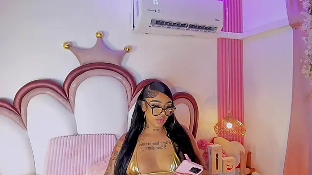 Mia_Jansen webcam