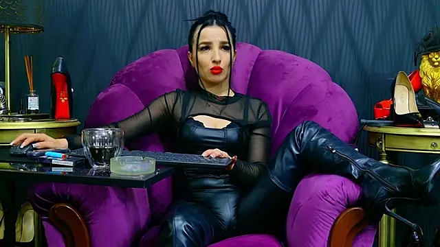 VivianReeve webcam