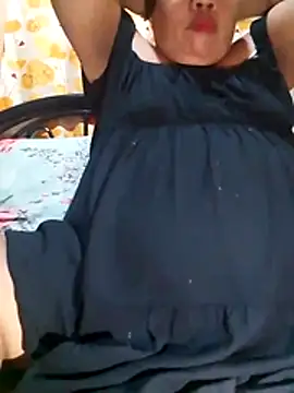 Huge_mama69 webcam