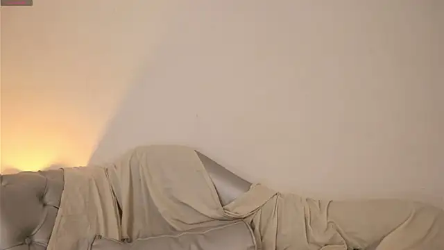 Velvet_Raze webcam