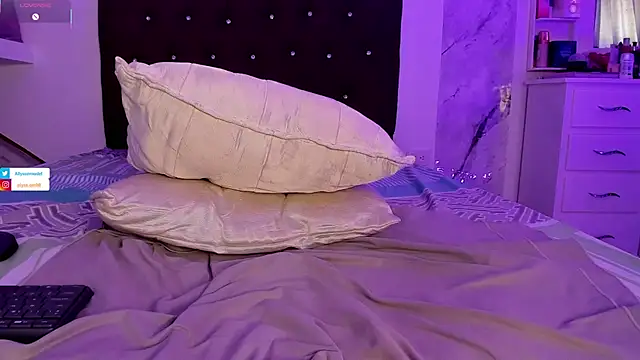 alysson_18 webcam