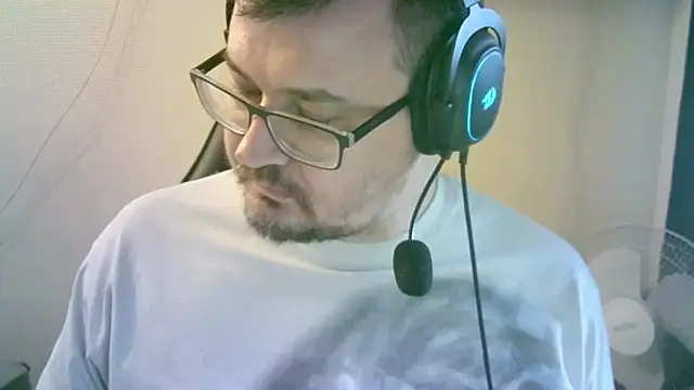 SirAbuser webcam
