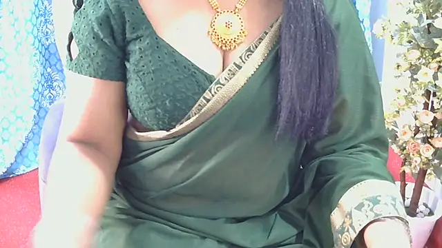 Mallu_Manisha webcam