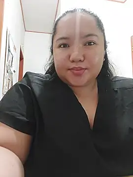 LianaCruzado webcam