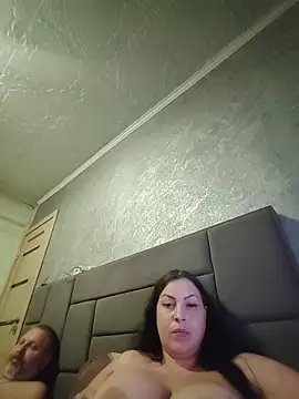 Greta_Tamar webcam
