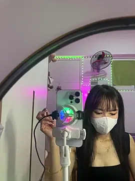 Lov3lily webcam