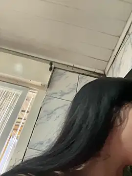 belababyy live cam on StripChat
