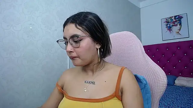kathe-mills235 webcam