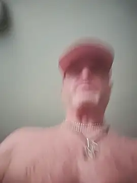 Slydog1010 live sex cam