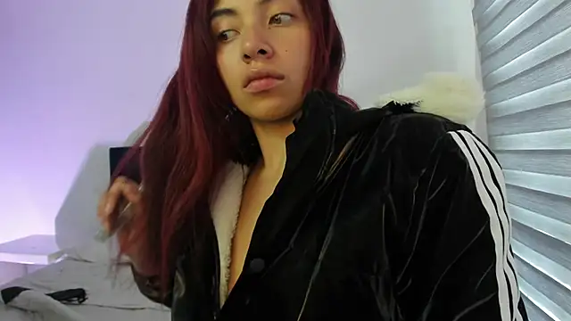 melanie_roux__ live cam on StripChat