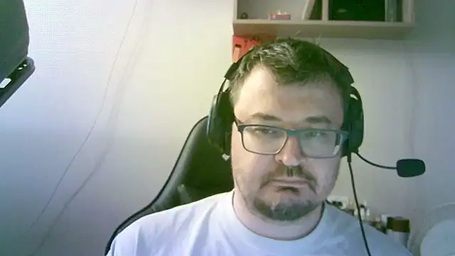 SirAbuser webcam