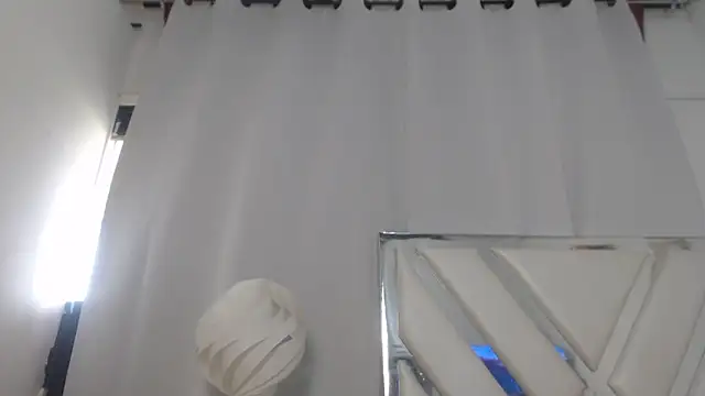 AlannaHarper webcam