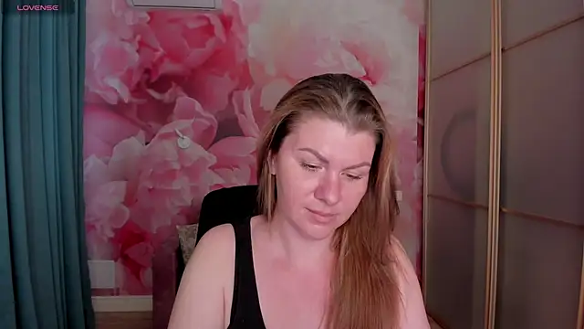 LunaKissesx webcam