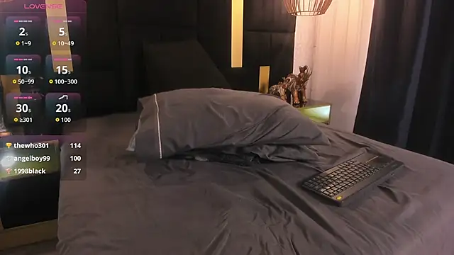 Lucio__Fox webcam
