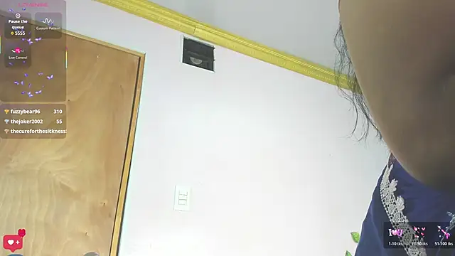 Iniya_Parul webcam