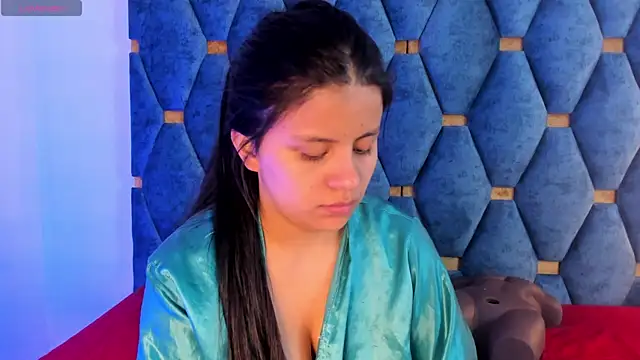 sasha_roldann webcam