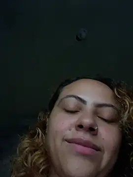 Chloe_Leaozinho webcam