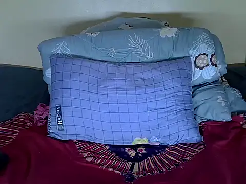 Darkchocolatequeen webcam