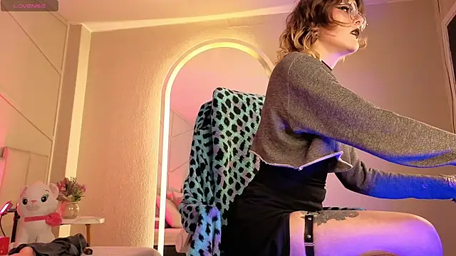 Rossiee_huntt webcam