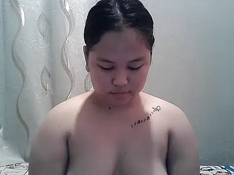 ThePrettySecret live cam on StripChat
