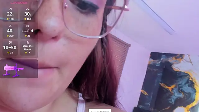 Miss_Kloee webcam