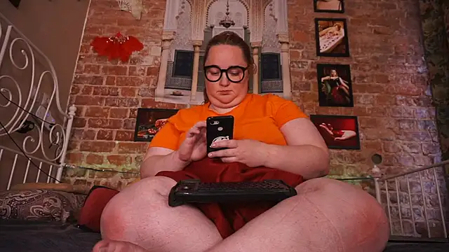 ass_gives webcam