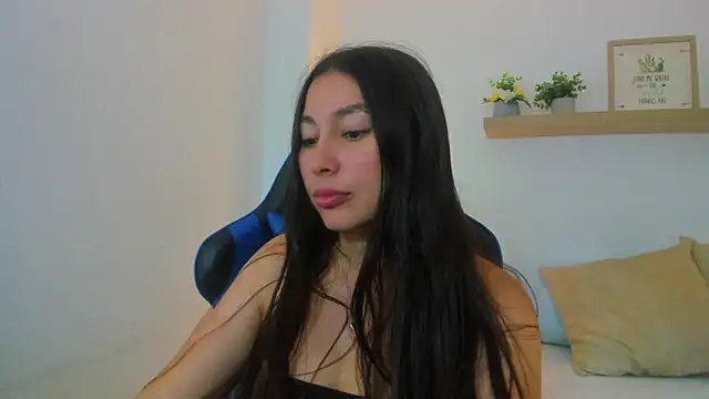 bella_99_ webcam
