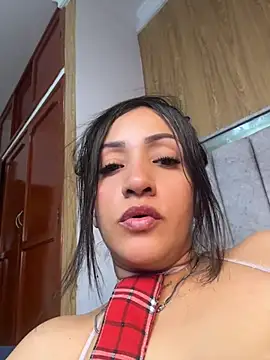 kendall_flower live cam on StripChat