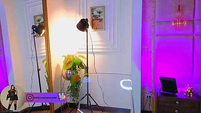 AlessiaLondon webcam