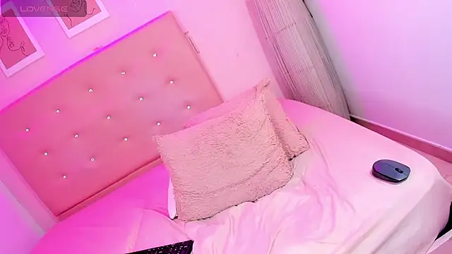 ANNIE_DOLCE_ webcam