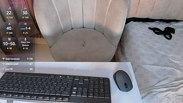 _ghaliaa (F teen) - fingers + dildo in pussy