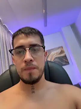 tommas_jhonson (M young) - finger in ass