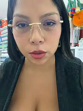ISABELLA__LUNA webcam