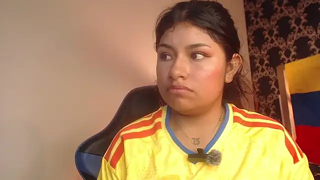 chantalpetit (F young) - Make me WET RIDE MY BALL