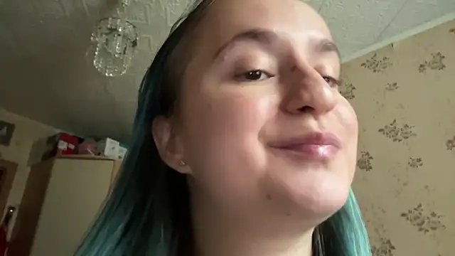 Bubblegum_Tempt live cam on StripChat