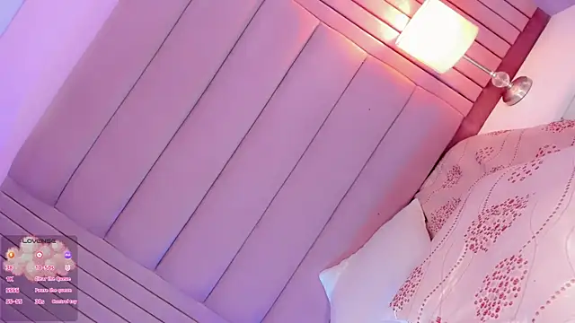 Camille_deluxe webcam